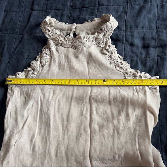 A.Byer Boho Floral Halter Neck Blouse - Size Medium - Picture 4 of 6